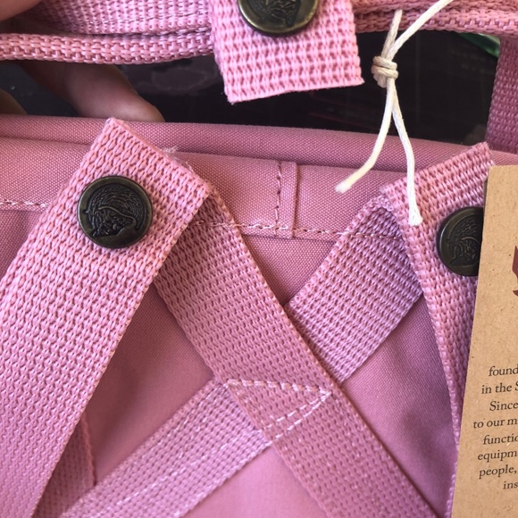 Fjallraven Kanken Backpack Color Pink - Picture 5 of 7